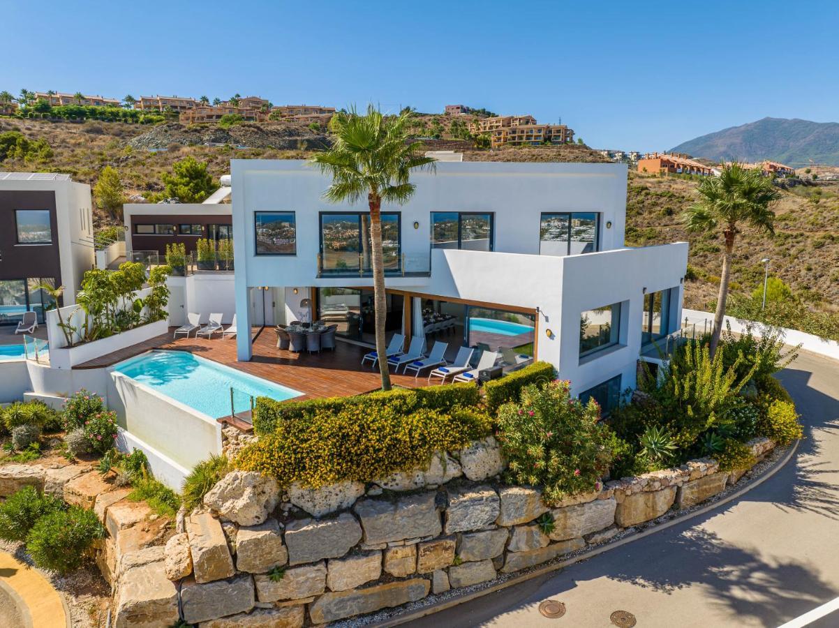 Vacation Marbella I Villa Paraiso The View, Infinity Heated Pool, Sea View, 24-7 Security, Golf Courses Estepona Exteriér fotografie